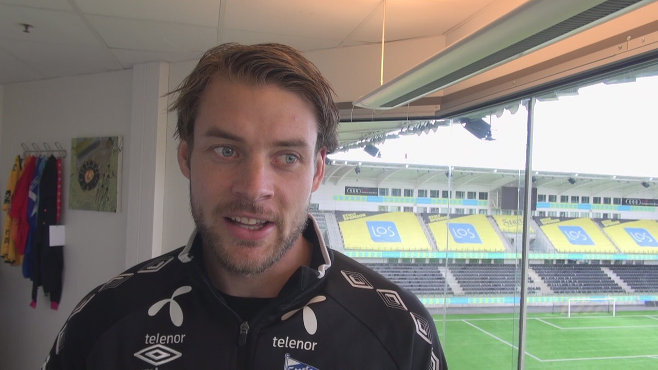Børufsen forlenger med Start
